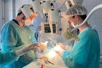 За полгода врачи Перинатального центра Калининграда провели 14 операций новорожденным, сохранив их здоровье и жизнь